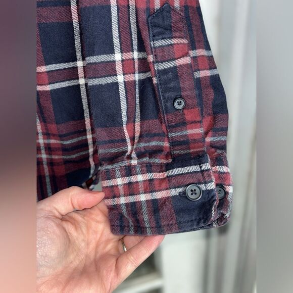 Ridgecut Toughwear Men’s Medium Red & Navy Checkered Flannel Button Down Shirt - Picture 3 of 13